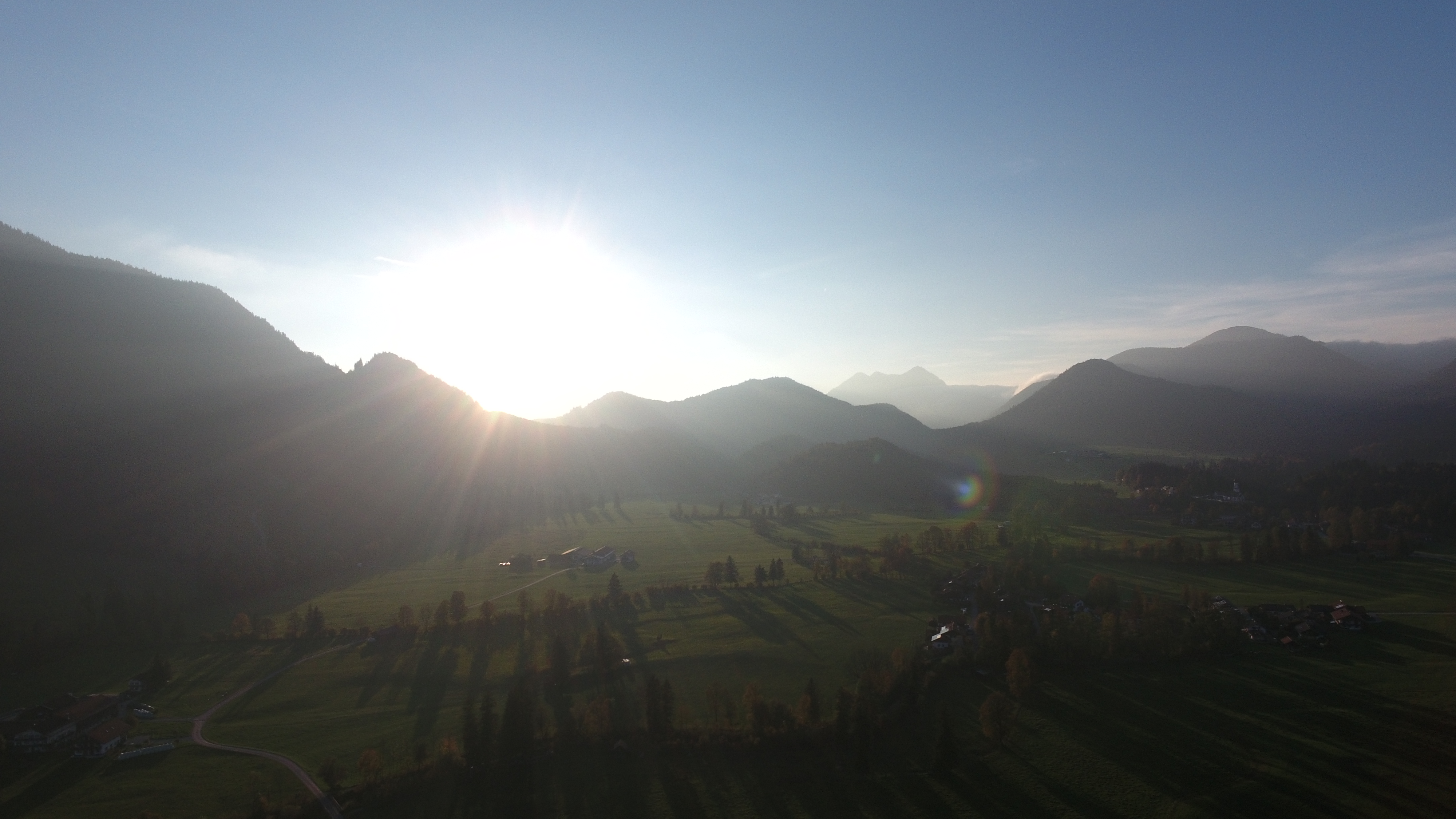 Blick Richtung Walchensee bei Sonnenuntergang